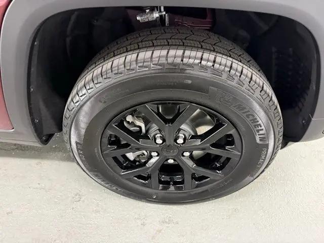 2026 Jeep Grand Cherokee L Altitude 4x4
