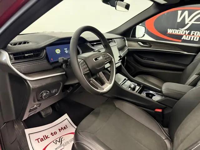 2026 Jeep Grand Cherokee L Altitude 4x4
