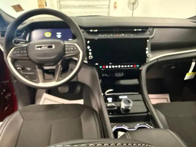 2026 Jeep Grand Cherokee L Altitude 4x4