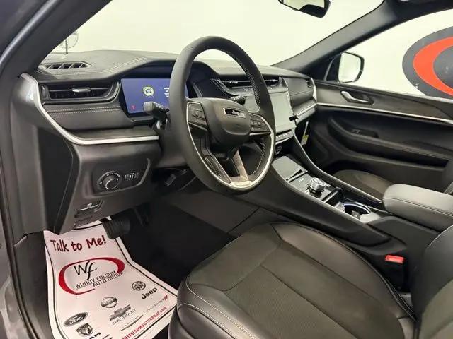 2026 Jeep Grand Cherokee L Altitude 4x4