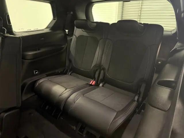 2026 Jeep Grand Cherokee L Altitude 4x4