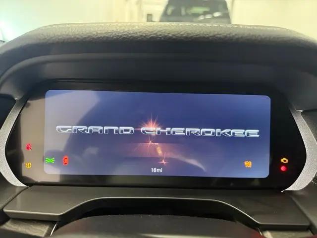 2026 Jeep Grand Cherokee L Altitude 4x4