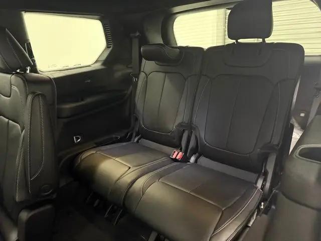 2026 Jeep Grand Cherokee L Limited Reserve