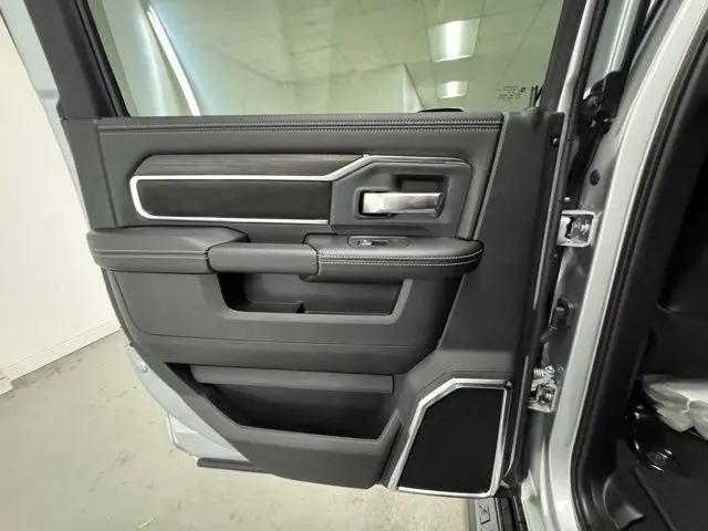 2026 Ram 2500 Laramie Crew Cab 4x4 6'4" Box
