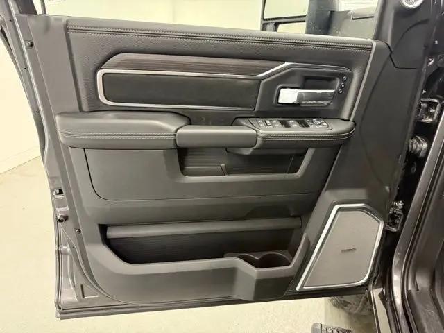 2025 Ram 2500 Laramie Crew Cab 4x4 6'4" Box