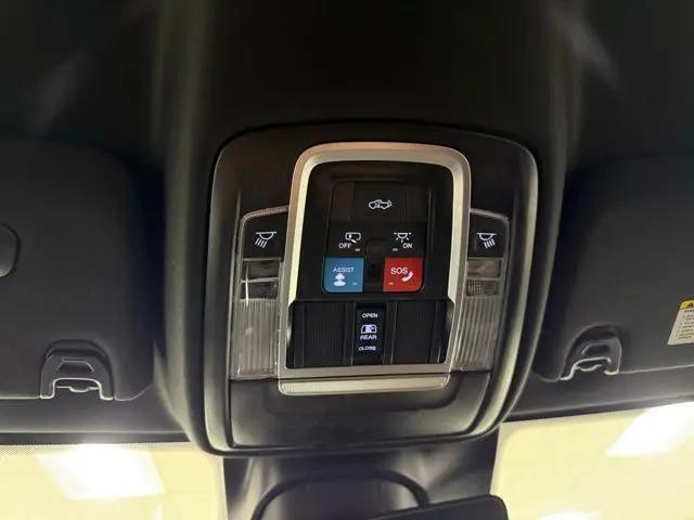 2025 Ram 2500 Laramie Crew Cab 4x4 6'4" Box