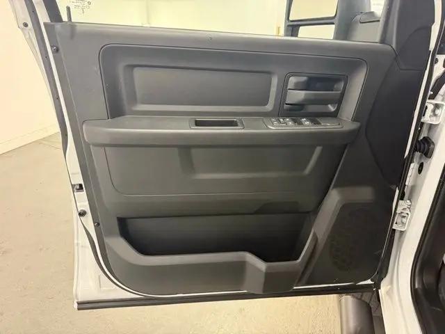 2026 Ram 2500 Tradesman Crew Cab 4x4 6'4" Box