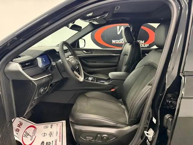 2026 Jeep Grand Cherokee L Altitude 4x4