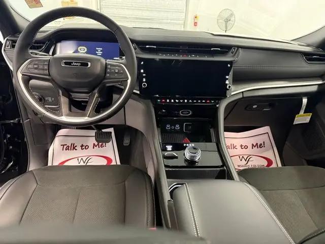 2026 Jeep Grand Cherokee L Altitude 4x4