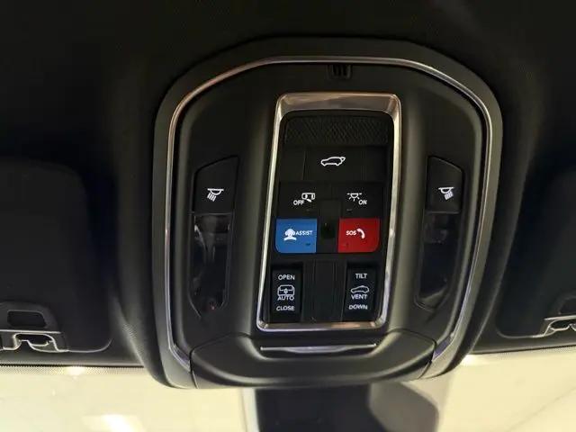 2026 Jeep Grand Cherokee L Altitude 4x2