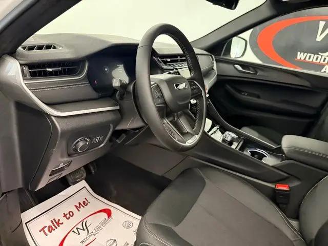 2026 Jeep Grand Cherokee Altitude 4x4