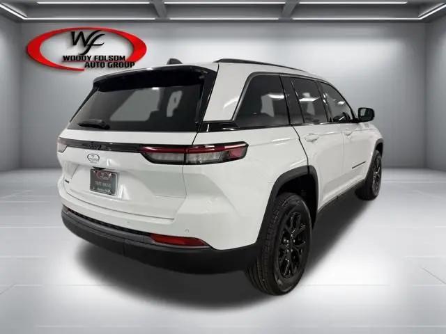 2026 Jeep Grand Cherokee Altitude 4x4