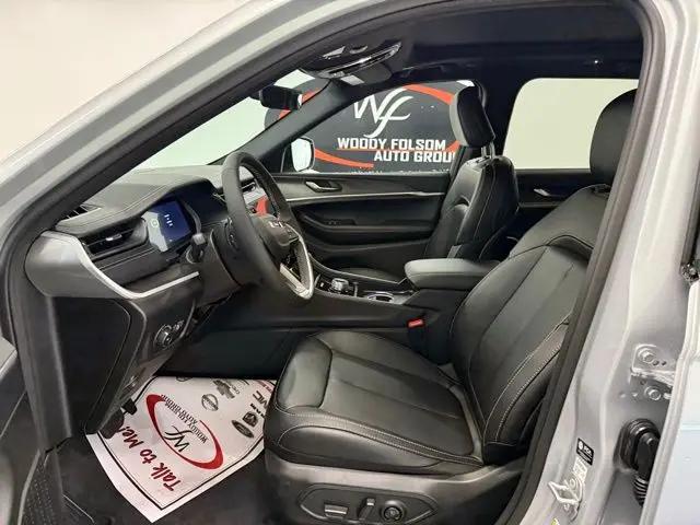 2026 Jeep Grand Cherokee Limited 4x2