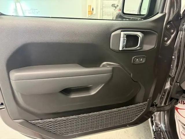2026 Jeep Wrangler 4-Door Sport RHD 4x4
