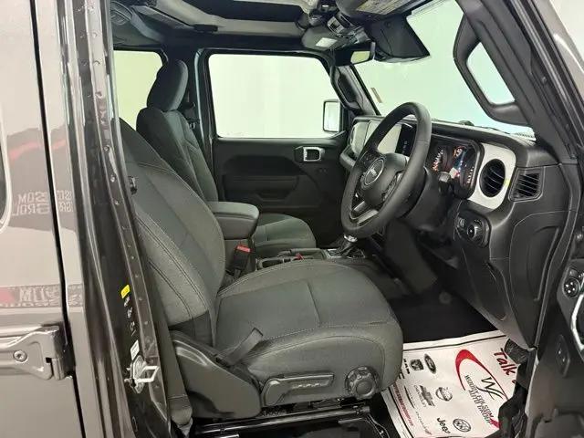 2026 Jeep Wrangler 4-Door Sport RHD 4x4