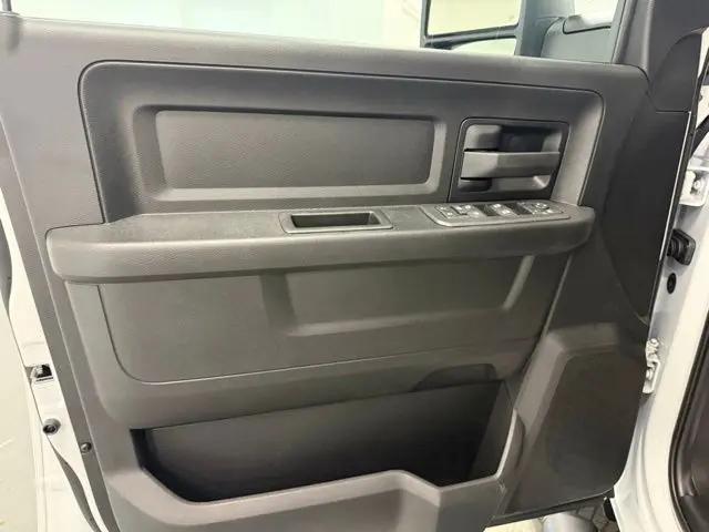 2026 Ram 3500 Tradesman Crew Cab 4x4 6'4" Box