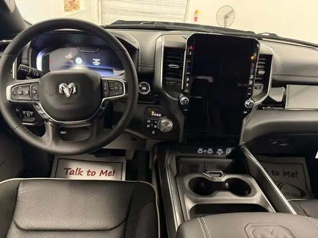 2026 Ram 1500 Laramie Crew Cab 4x4 5'7" Box