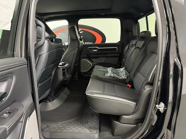 2026 Ram 1500 Laramie Crew Cab 4x4 5'7" Box