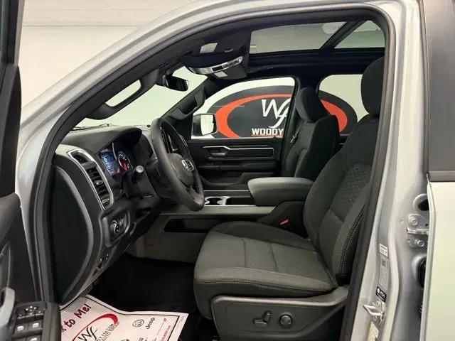 2026 Ram 1500 Big Horn Crew Cab 4x4 5'7" Box