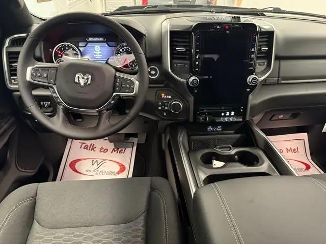 2026 Ram 1500 Big Horn Crew Cab 4x4 5'7" Box