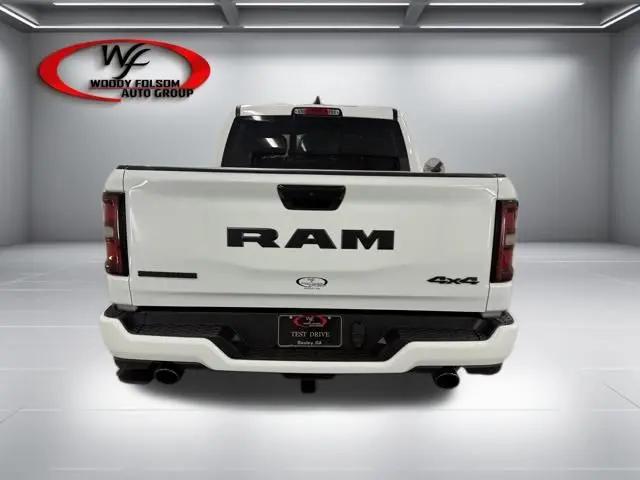 2026 Ram 1500 Big Horn Crew Cab 4x4 5'7" Box