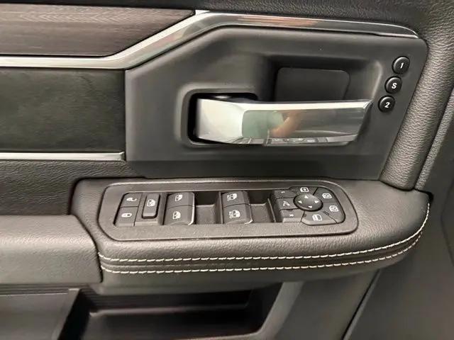 2026 Ram 2500 Laramie Crew Cab 4x4 6'4" Box