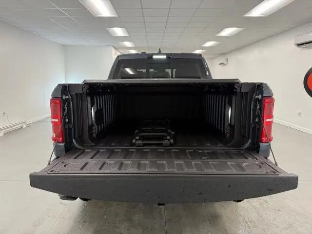 2026 Ram 1500 Limited Crew Cab 4x4 5'7" Box