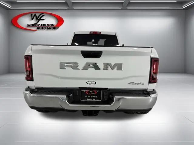 2026 Ram 3500 Tradesman Crew Cab 4x4 8' Box
