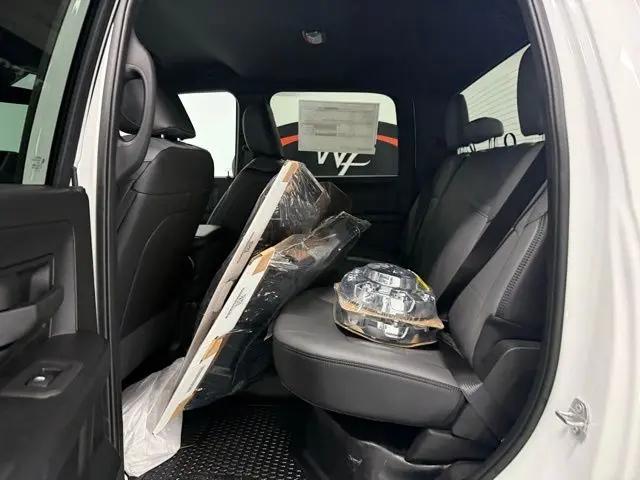 2026 Ram 3500 Tradesman Crew Cab 4x4 8' Box