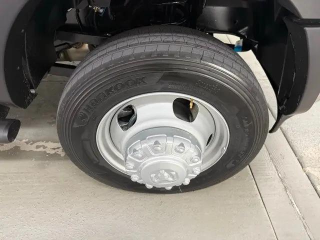 2026 Ram 5500 Tradesman/Big Horn