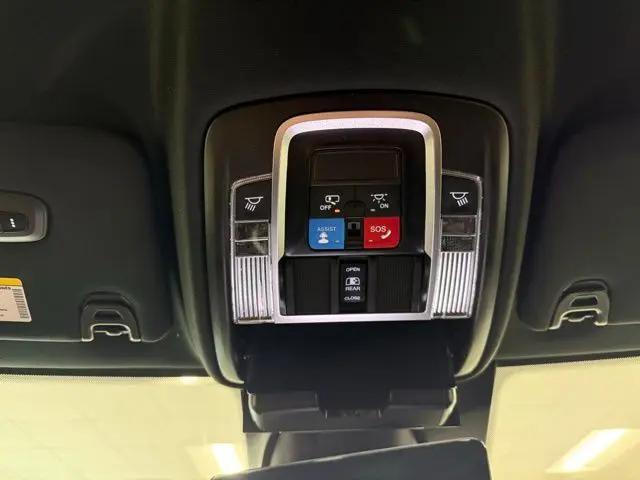 2026 Ram 3500 Tradesman/Big Horn