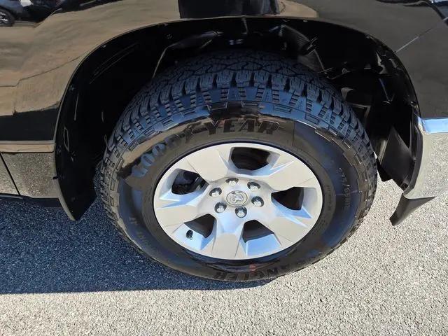2019 Ram 1500 Big Horn/Lone Star Crew Cab 4x2 5'7" Box