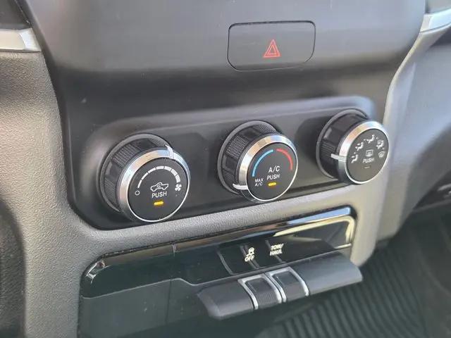 2019 Ram 1500 Big Horn/Lone Star Crew Cab 4x2 5'7" Box