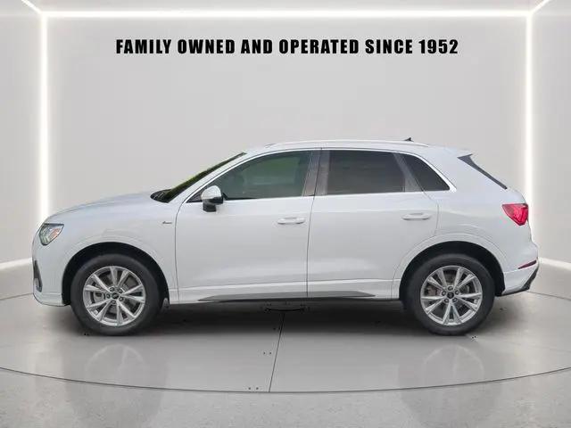 2025 Audi Q3 Premium 45 TFSI S line quattro Tiptronic