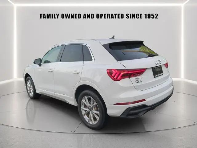 2025 Audi Q3 Premium 45 TFSI S line quattro Tiptronic