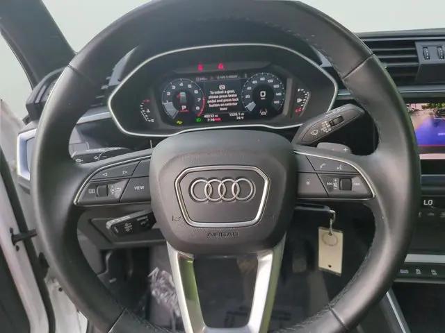2025 Audi Q3 Premium 45 TFSI S line quattro Tiptronic