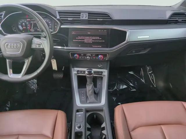 2025 Audi Q3 Premium 45 TFSI S line quattro Tiptronic