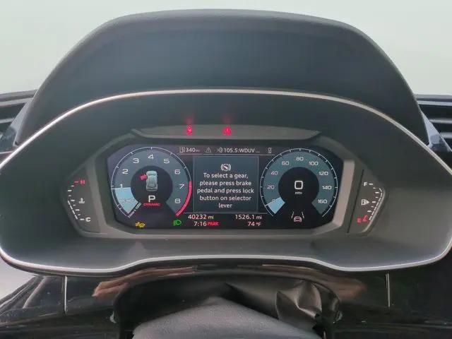 2025 Audi Q3 Premium 45 TFSI S line quattro Tiptronic