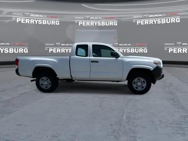 2016 Toyota Tacoma SR