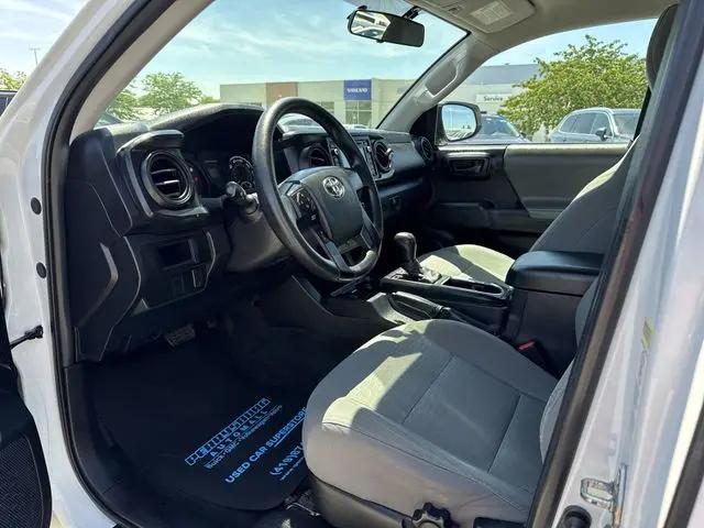 2016 Toyota Tacoma SR