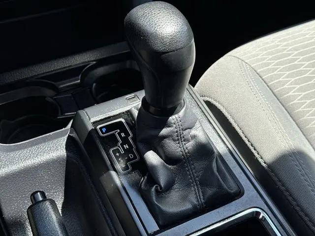 2016 Toyota Tacoma SR