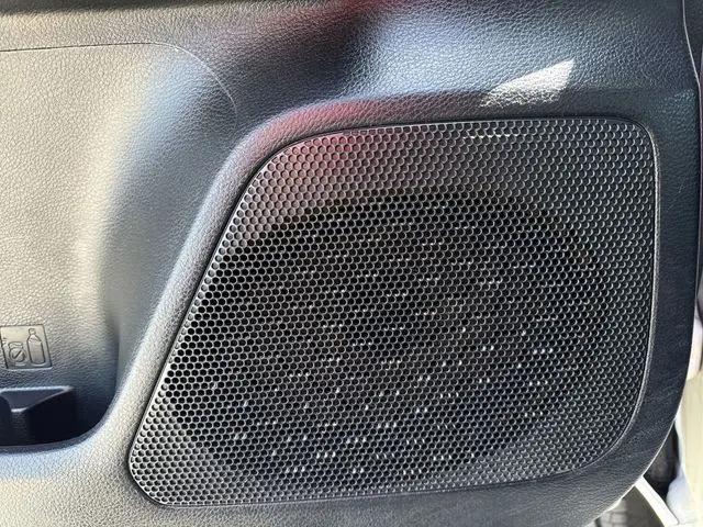 2016 Toyota Tacoma SR