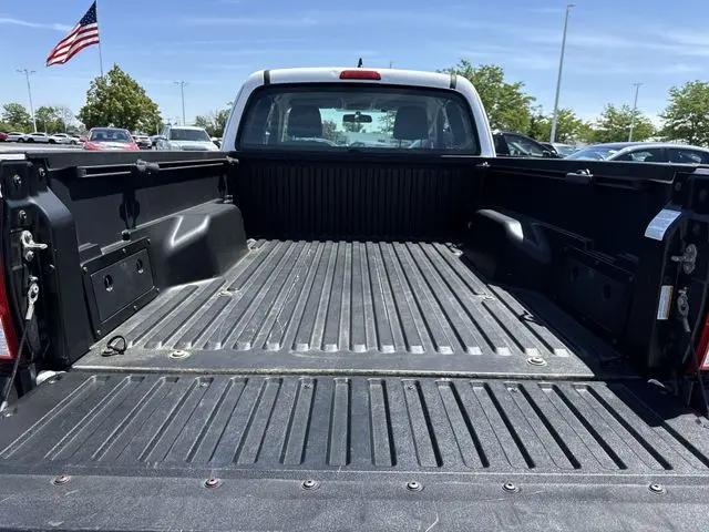 2016 Toyota Tacoma SR