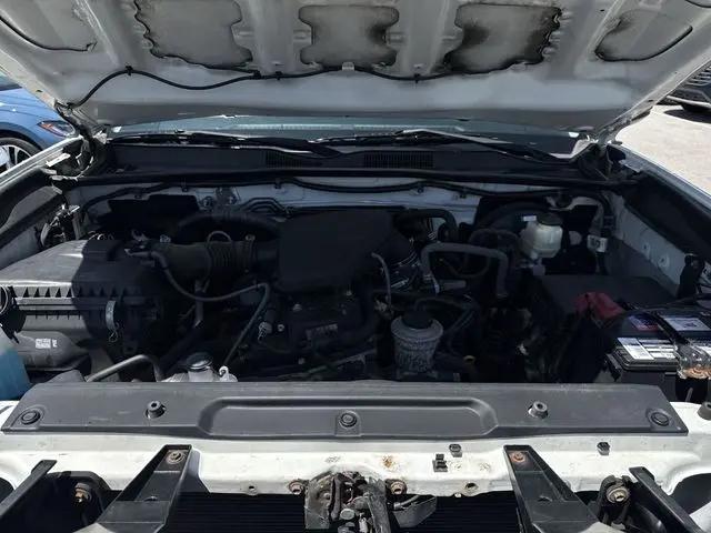 2016 Toyota Tacoma SR