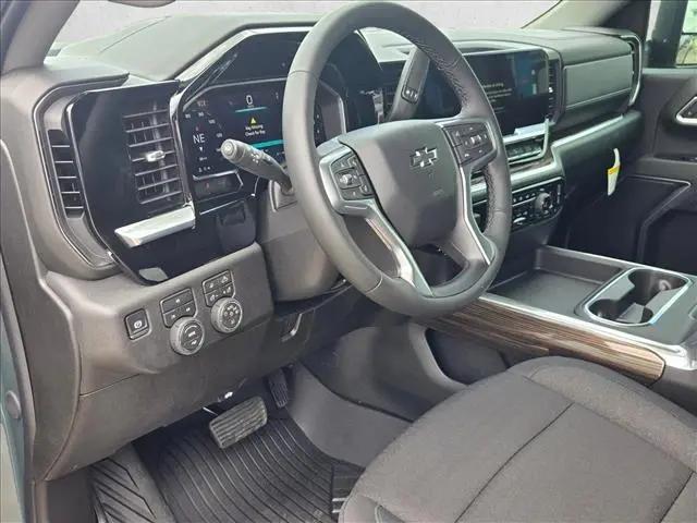 2026 Chevrolet Silverado 2500HD Crew Cab, Standard Bed, LT, 4WD