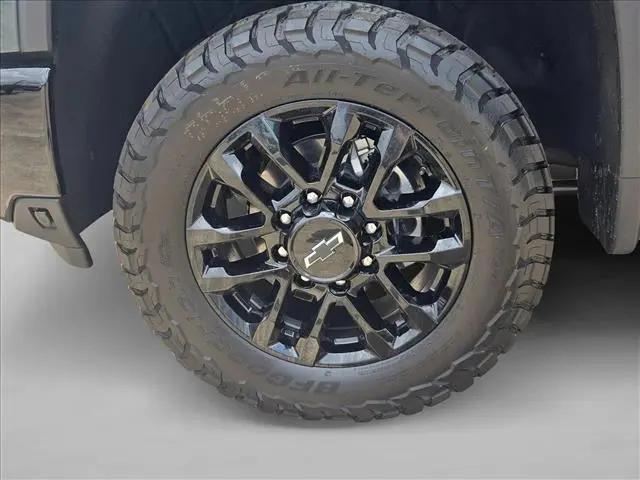2026 Chevrolet Silverado 2500HD Crew Cab, Standard Bed, LT, 4WD