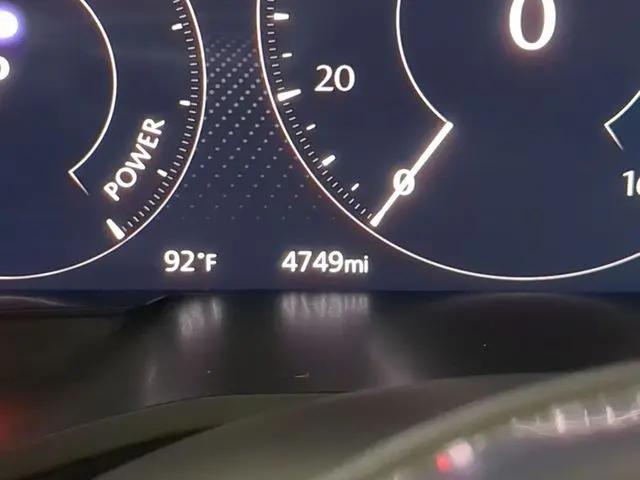 2025 Mazda X-90 Premium Sport