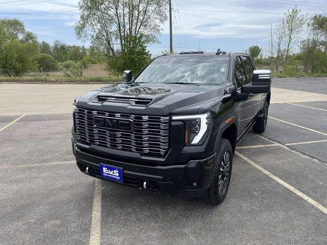 2025 GMC Sierra 2500HD 4WD Crew Cab Standard Bed Denali Ultimate for sale in Saukville, WI