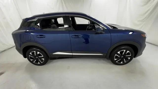 2025 Nissan Kicks SR FWD