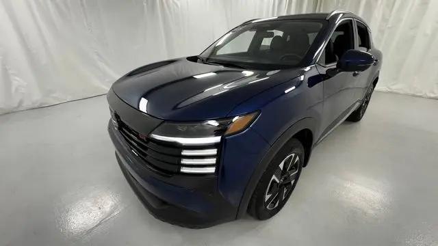 2025 Nissan Kicks SR FWD
